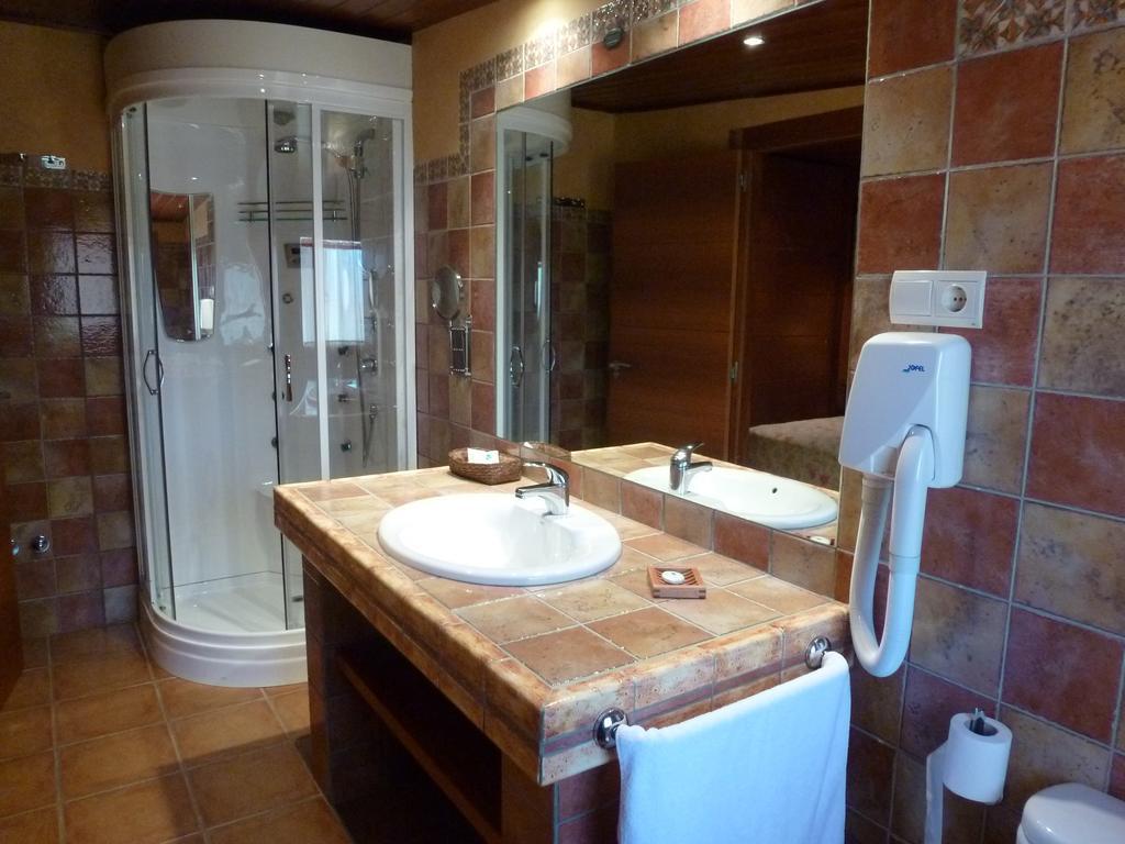Hotel H Con Encanto Binéfar Pokój zdjęcie