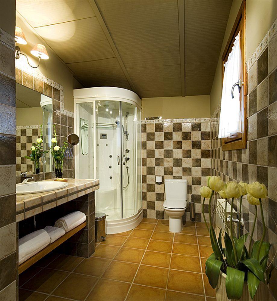 Hotel H Con Encanto Binéfar Zewnętrze zdjęcie